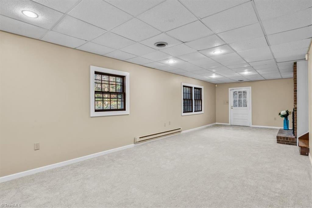 property viewer photo 18