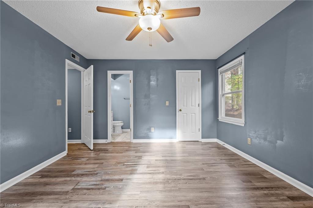 property viewer photo 18