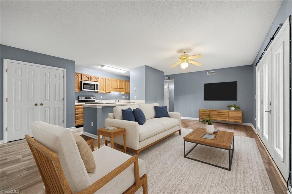 property viewer photo 4