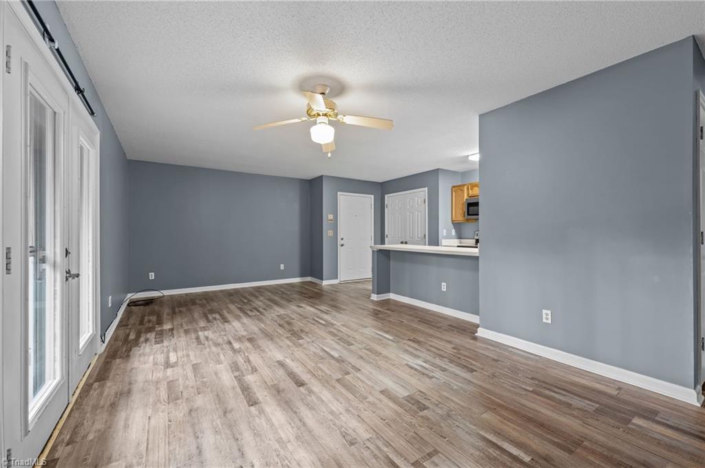 property viewer photo 5