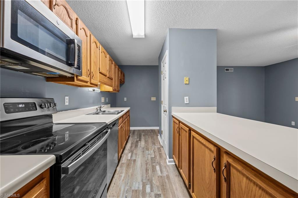 property viewer photo 9