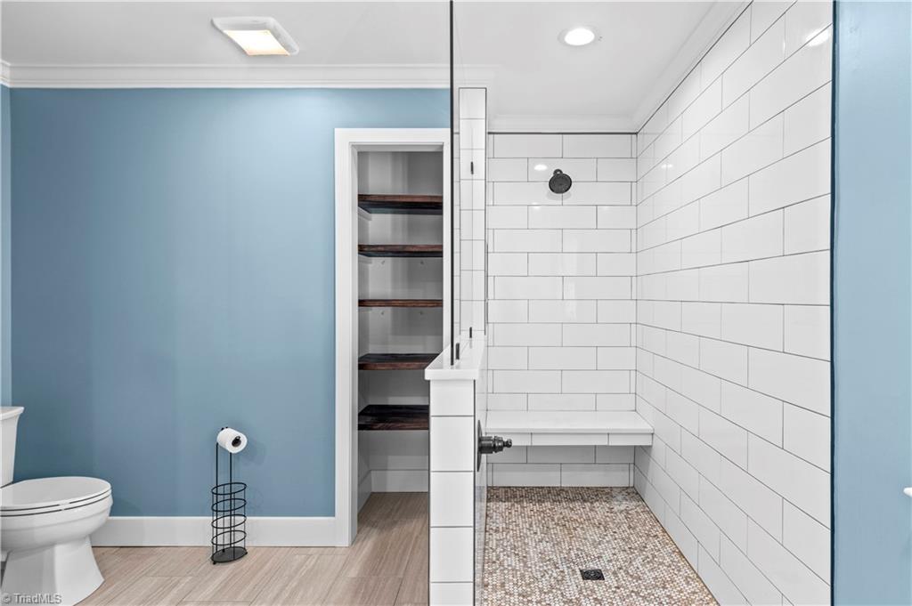 property viewer photo 25