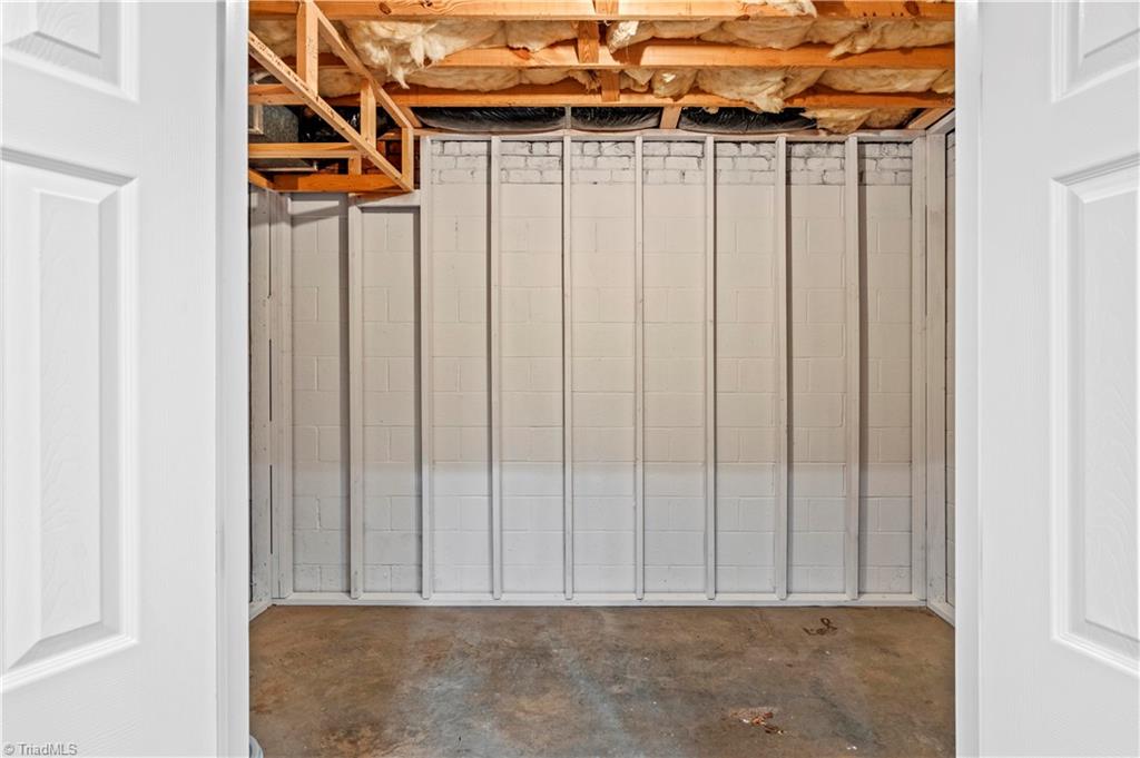property viewer photo 41