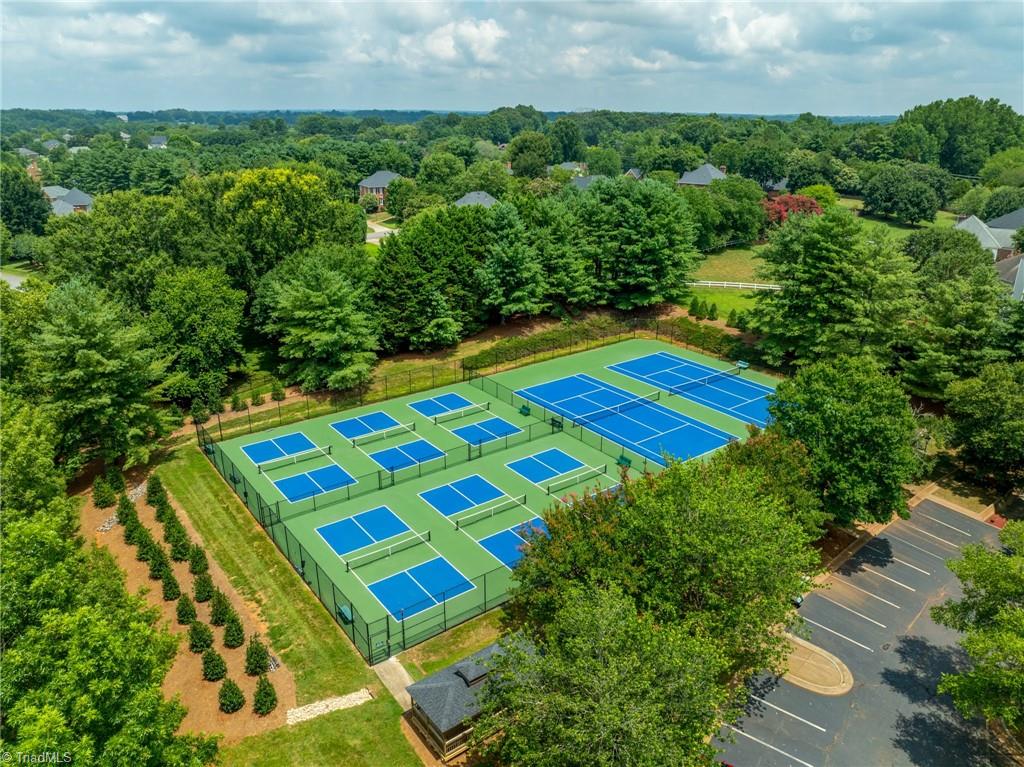 property viewer photo 47