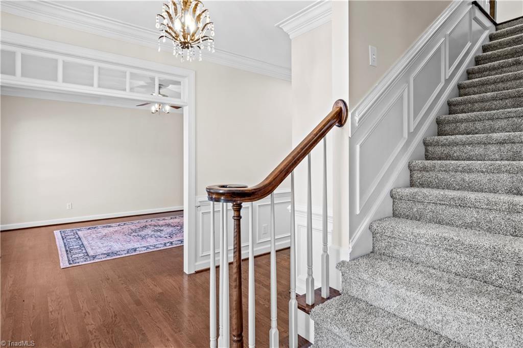 property viewer photo 5