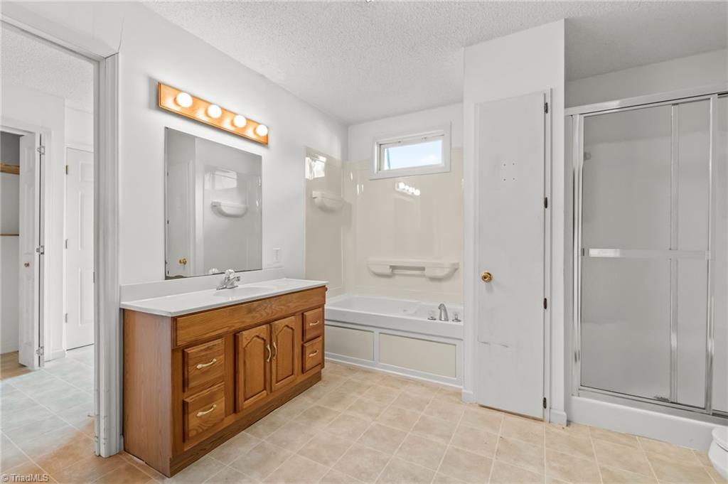 property viewer photo 20