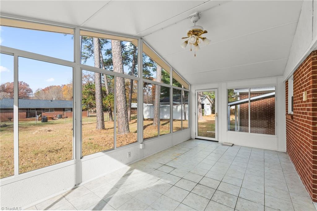 property viewer photo 33