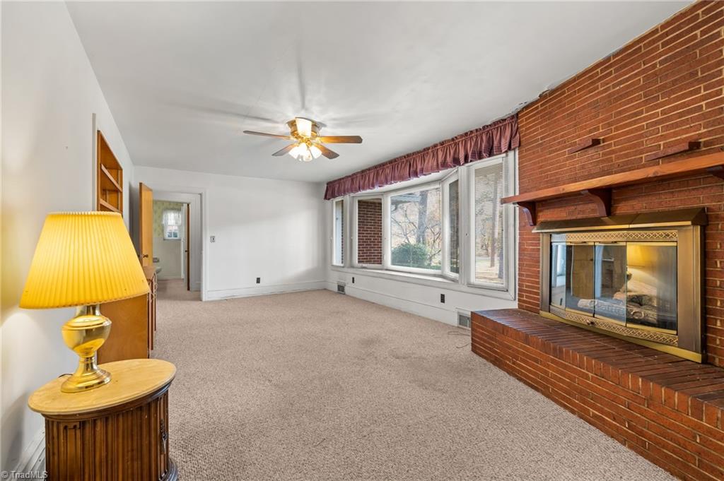 property viewer photo 5