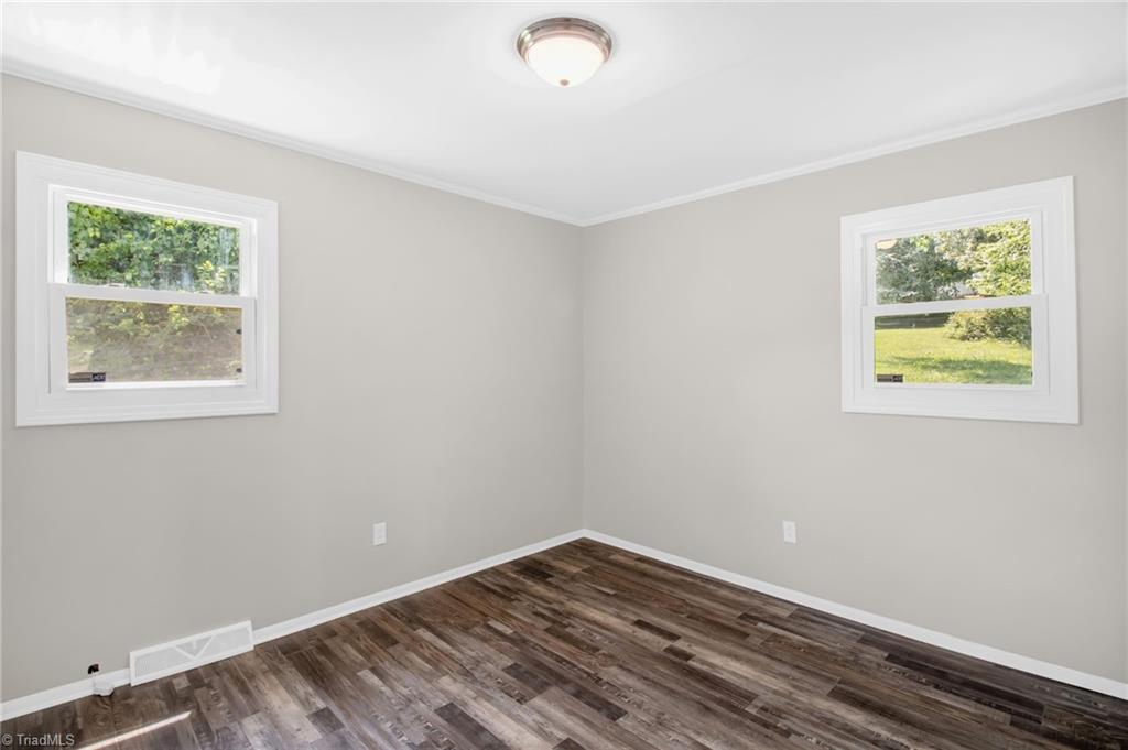property viewer photo 10