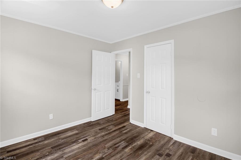 property viewer photo 12