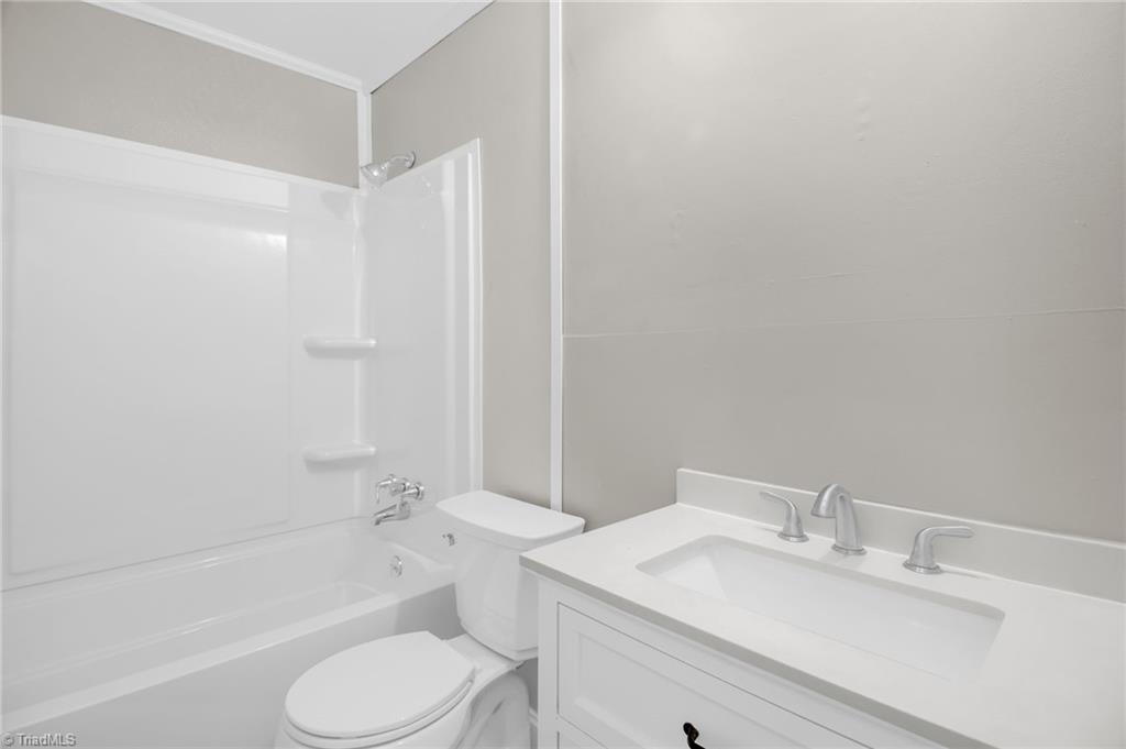 property viewer photo 13