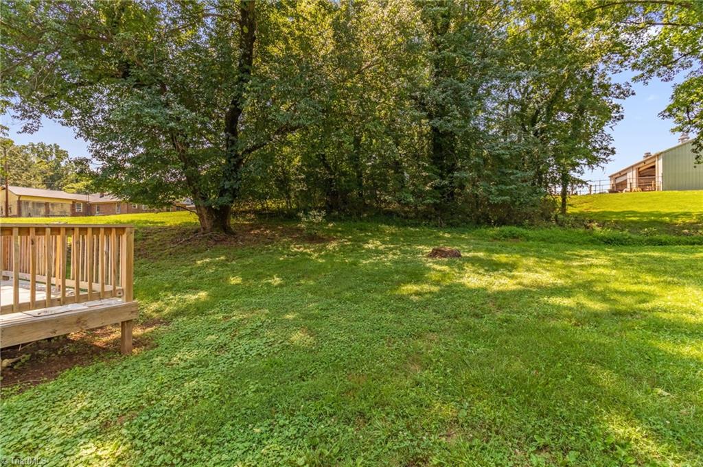 property viewer photo 18