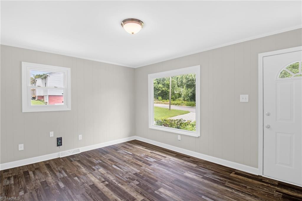 property viewer photo 5