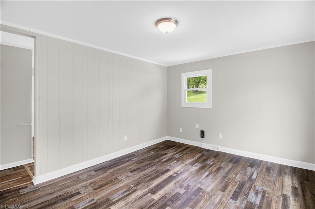 property viewer photo 7