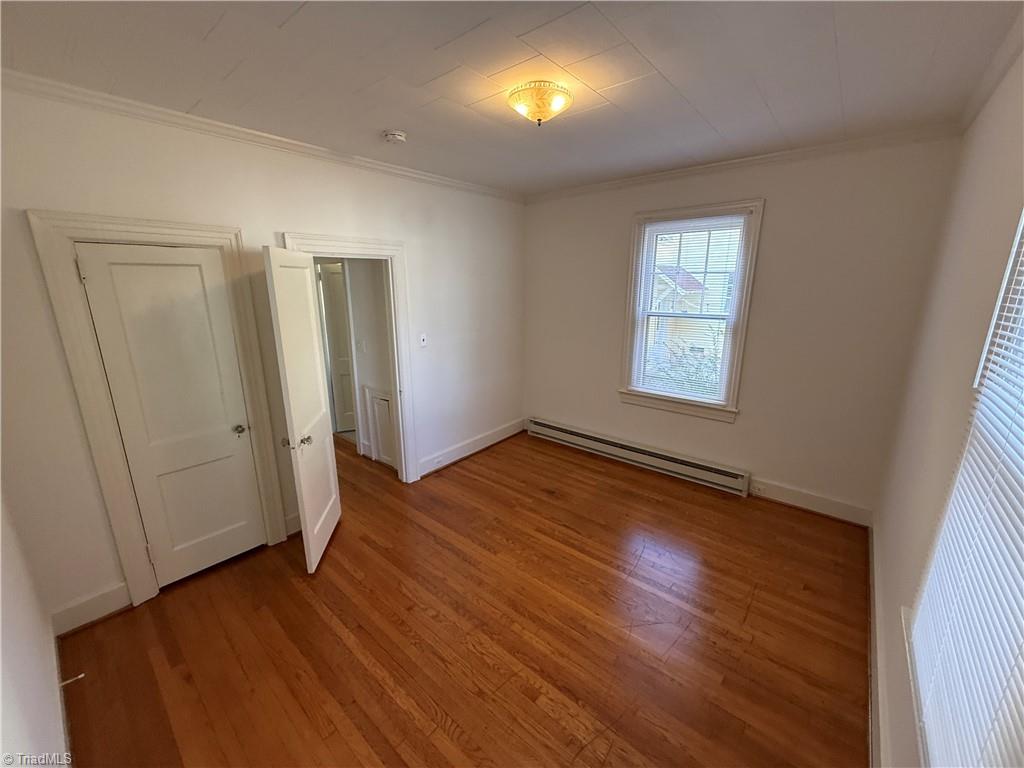 property viewer photo 7