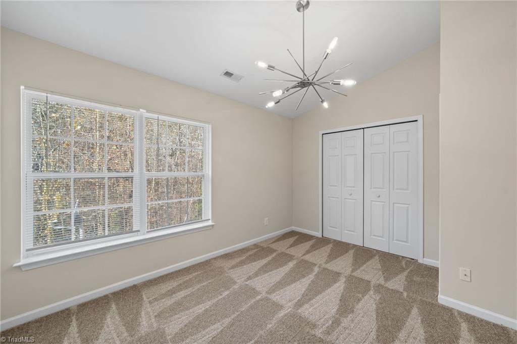 property viewer photo 23