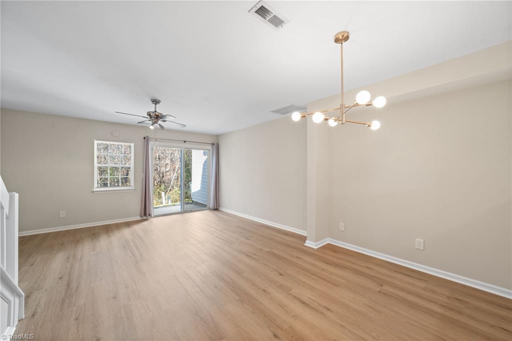 property viewer photo 5
