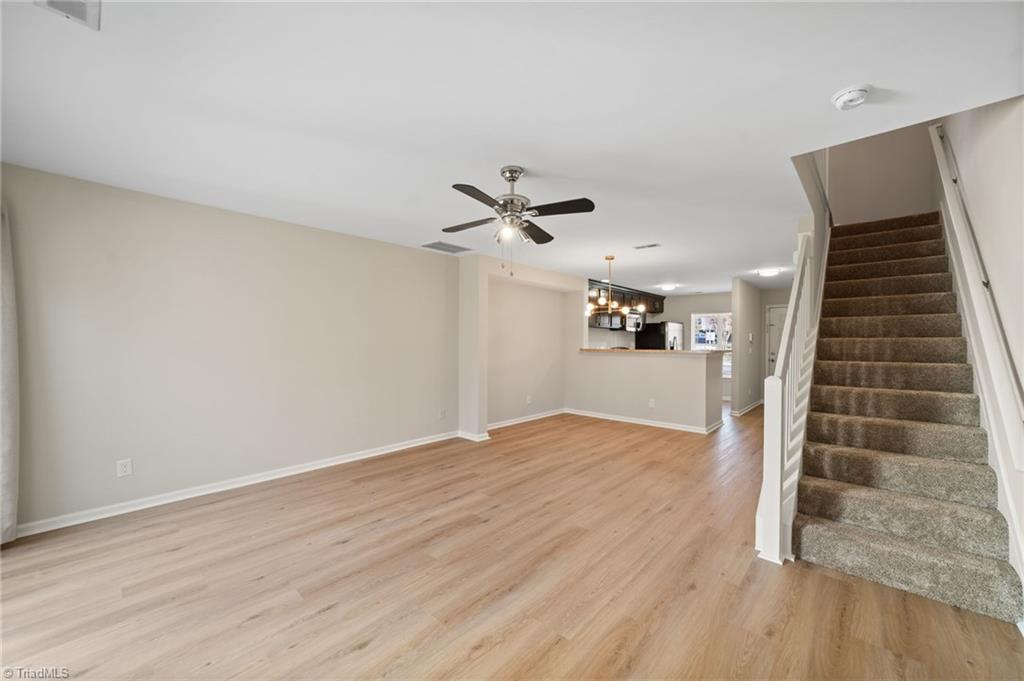 property viewer photo 8