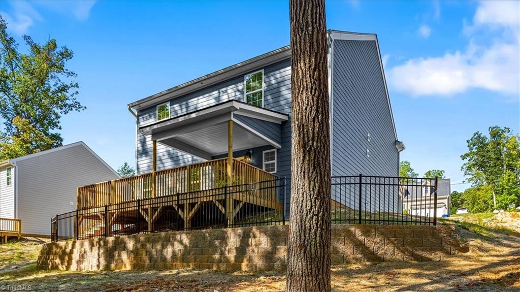 main property photo 34