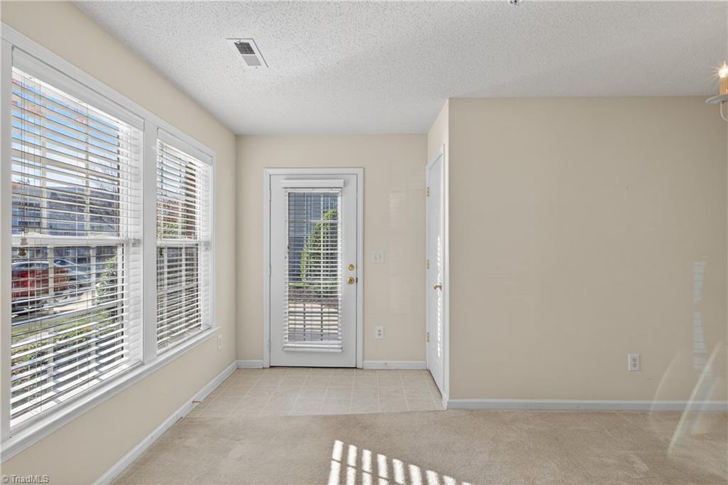 property viewer photo 5