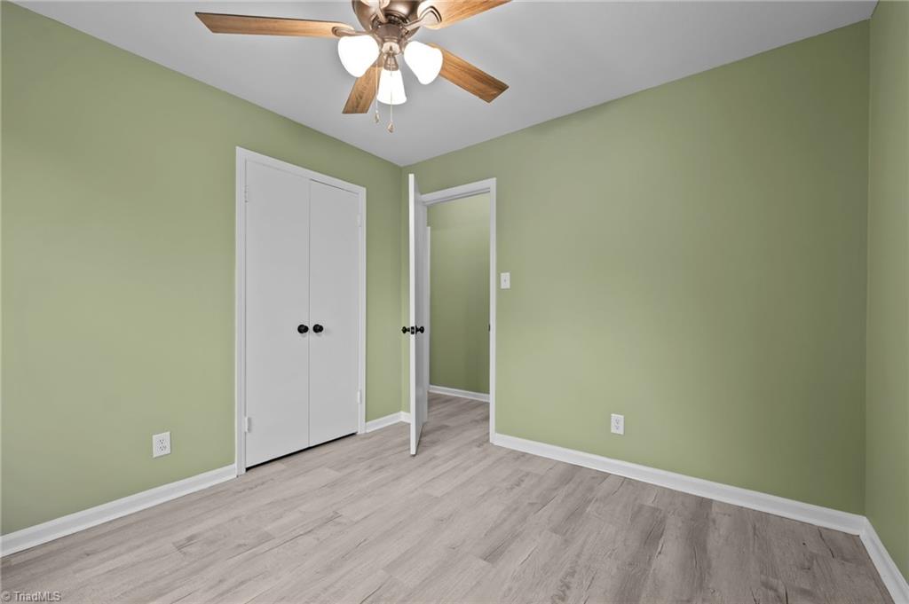 property viewer photo 12