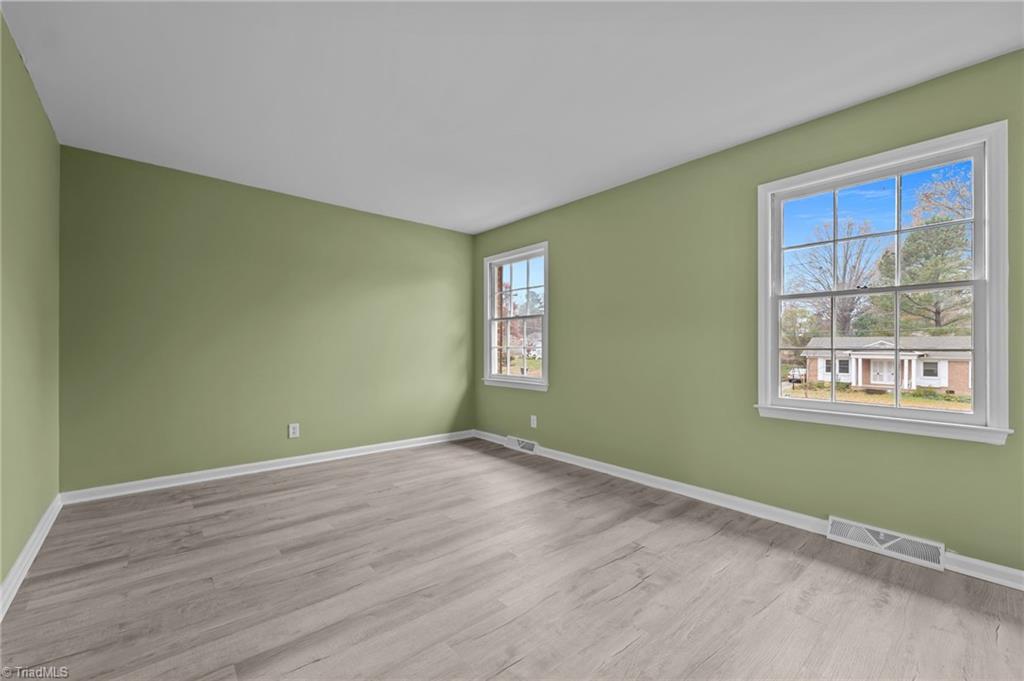 property viewer photo 21