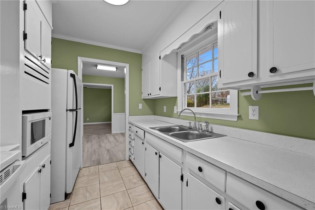 property viewer photo 23