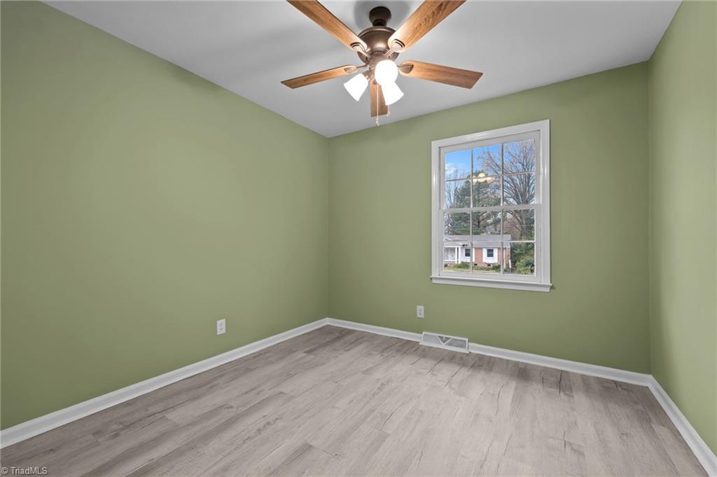 property viewer photo 27