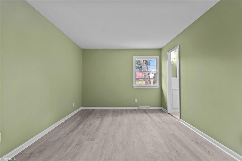 property viewer photo 29
