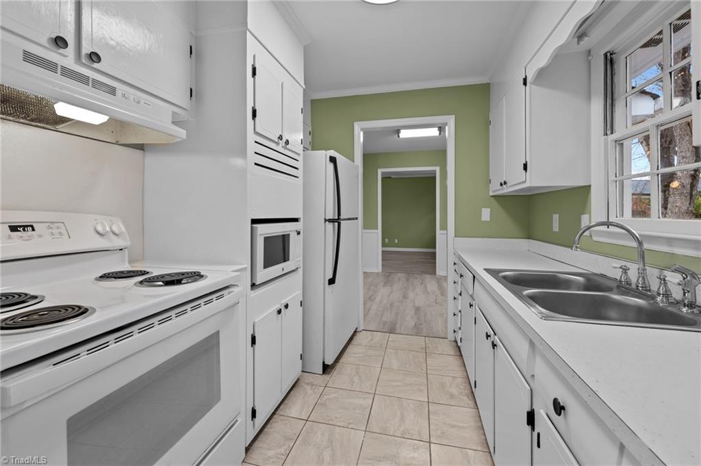 property viewer photo 4