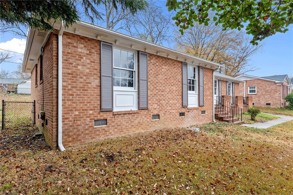 property viewer photo 45