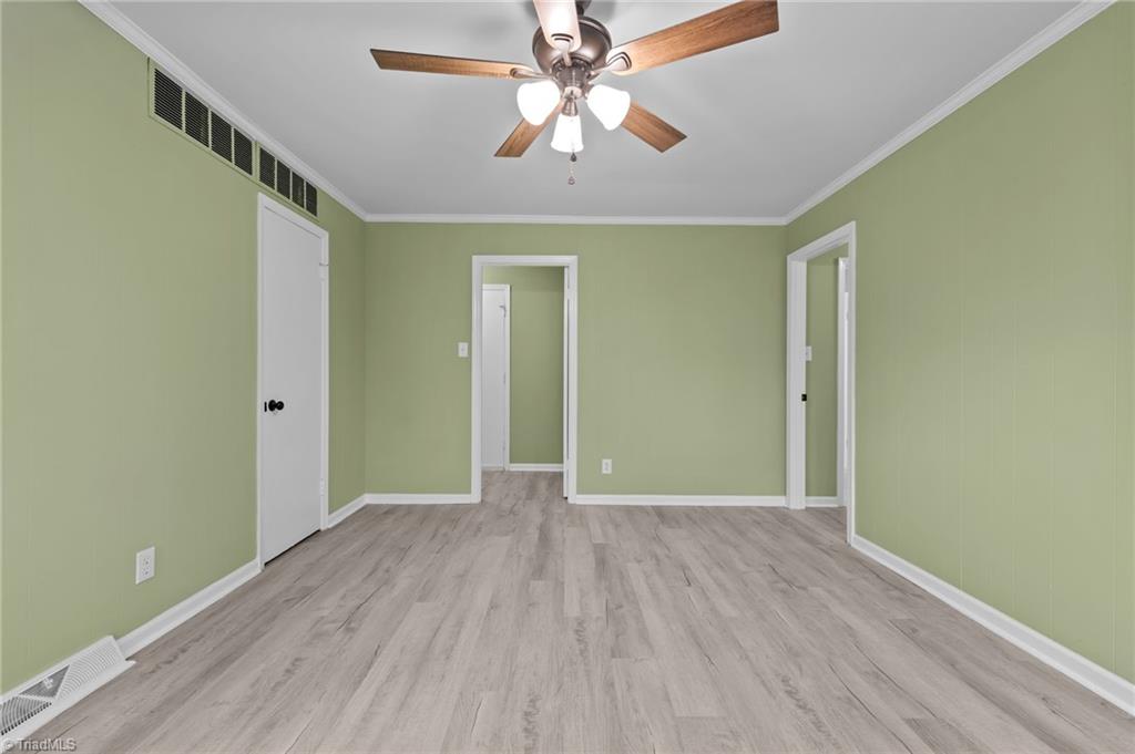 property viewer photo 7
