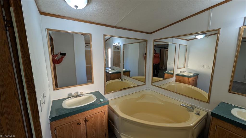 property viewer photo 4