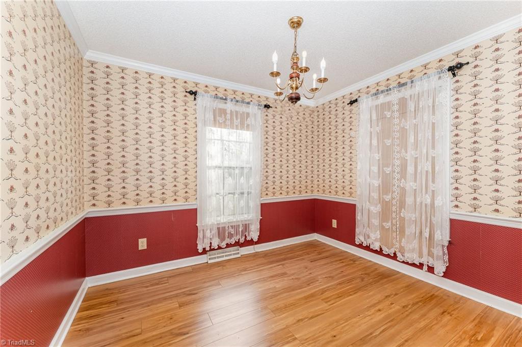 property viewer photo 12