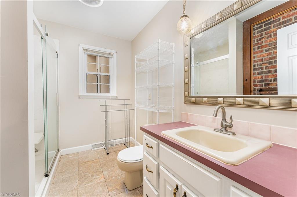 property viewer photo 15