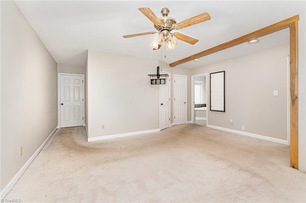 property viewer photo 16