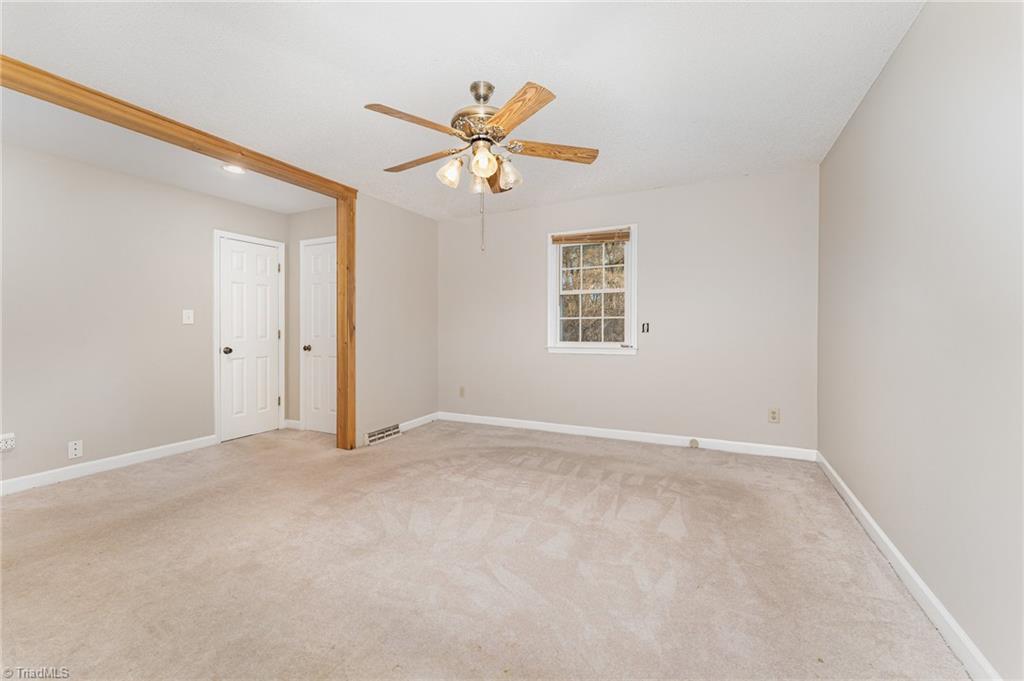 property viewer photo 18