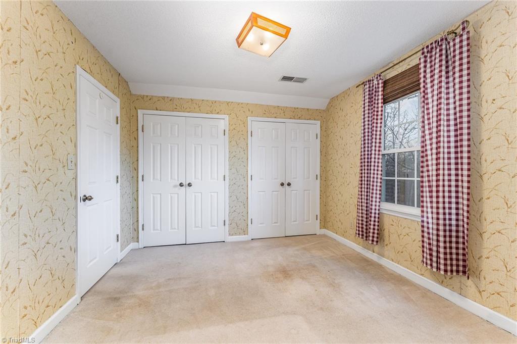 property viewer photo 27