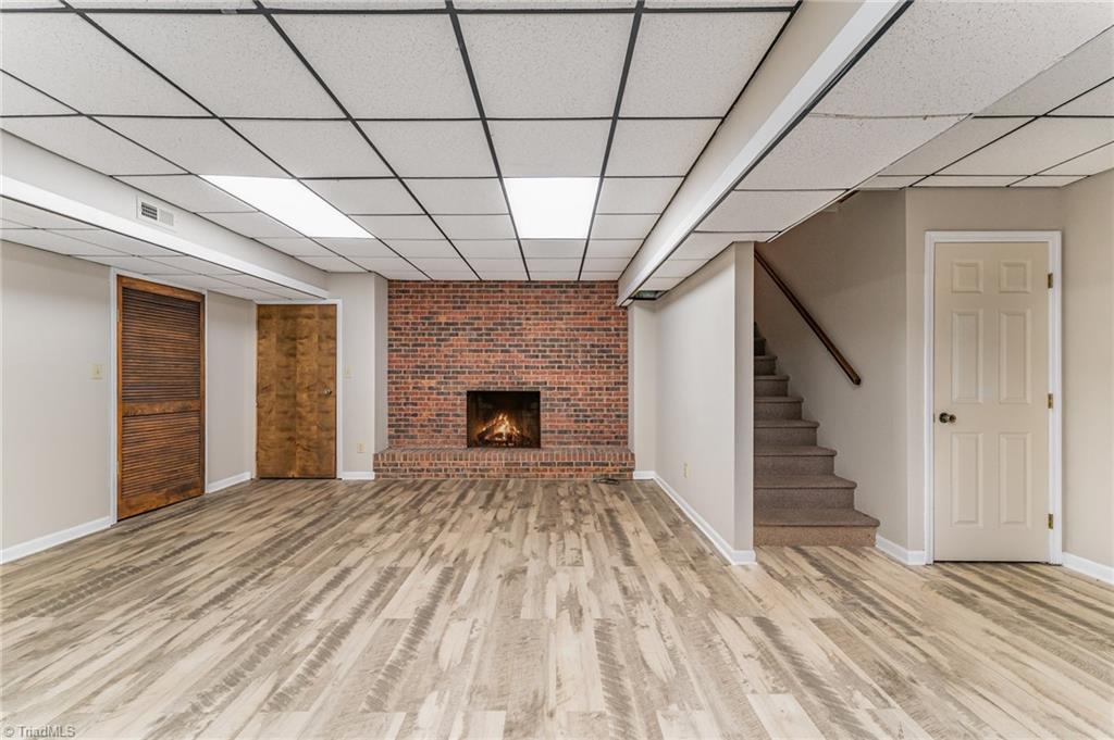 property viewer photo 30