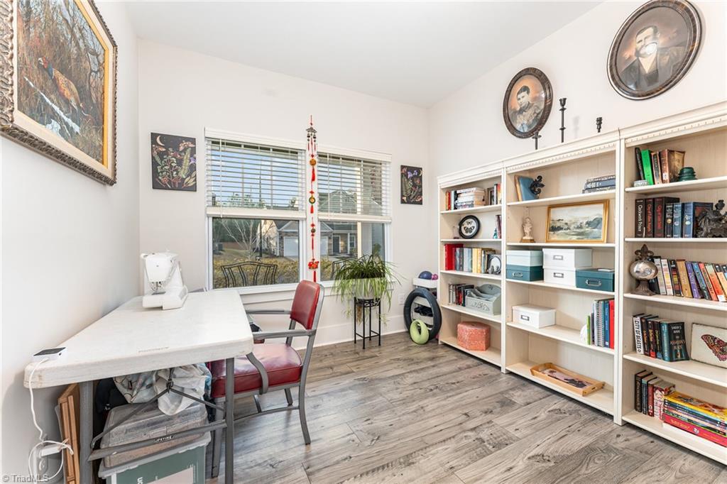 property viewer photo 11
