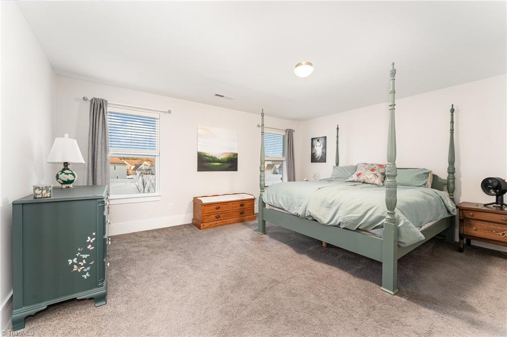 property viewer photo 12