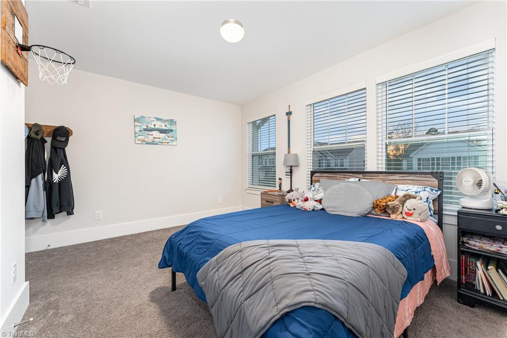 property viewer photo 15