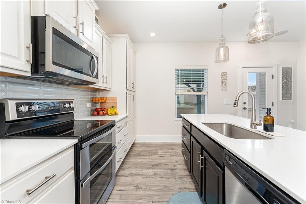 property viewer photo 5