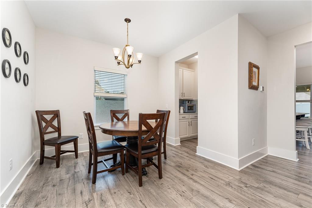 property viewer photo 7