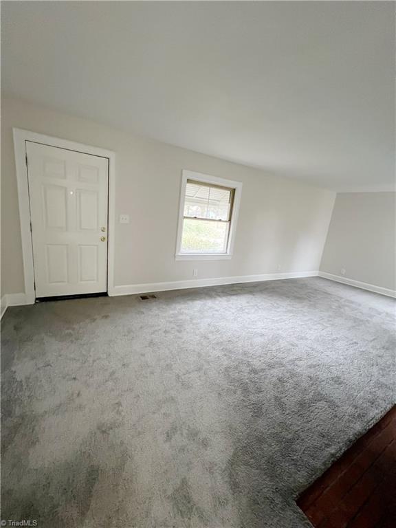 property viewer photo 2