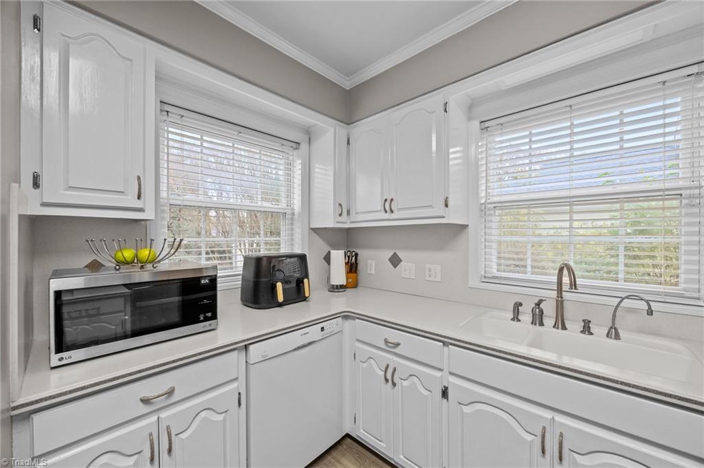 property viewer photo 16