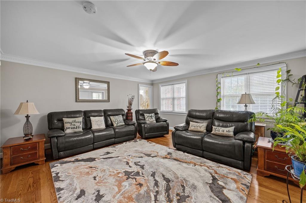 property viewer photo 21