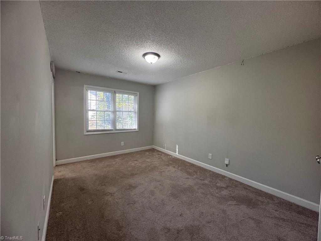 property viewer photo 18