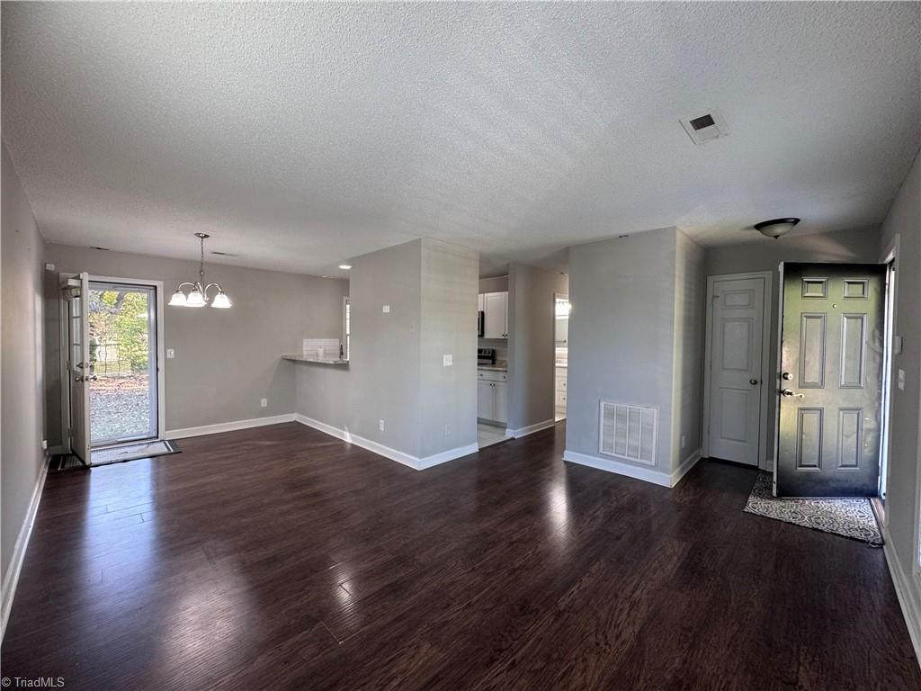 property viewer photo 6