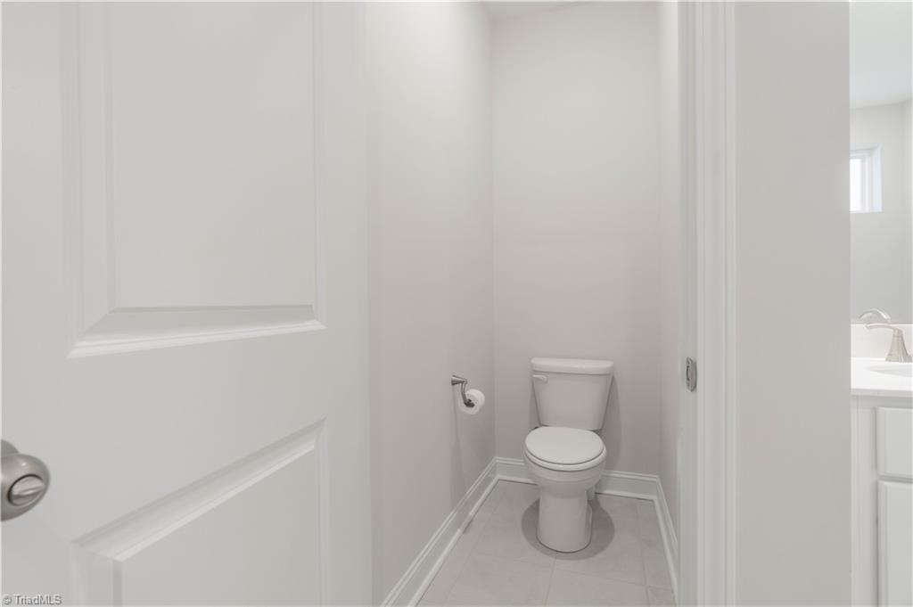 property viewer photo 23